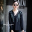 เสื้อเกาหลี พร้อมส่ง ปักแต่งดอกไม้ระย้าที่อก